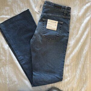AG Jeans Alexxis Bootcut; High rise; 28R dark wash